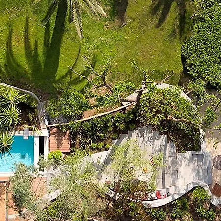 Eagles Palace - Small Luxury Of The World Amoliani
