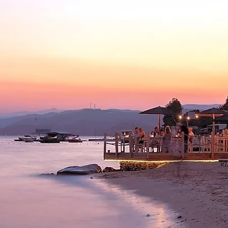 Eagles Palace - Small Luxury Of The World 5*
